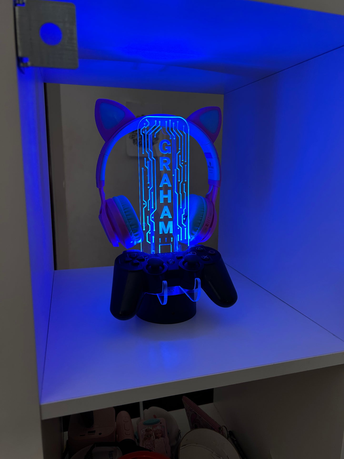 🎮 Personalized LED Acrylic Headphone and Controller Stand – Custom Gamer Tag Gift