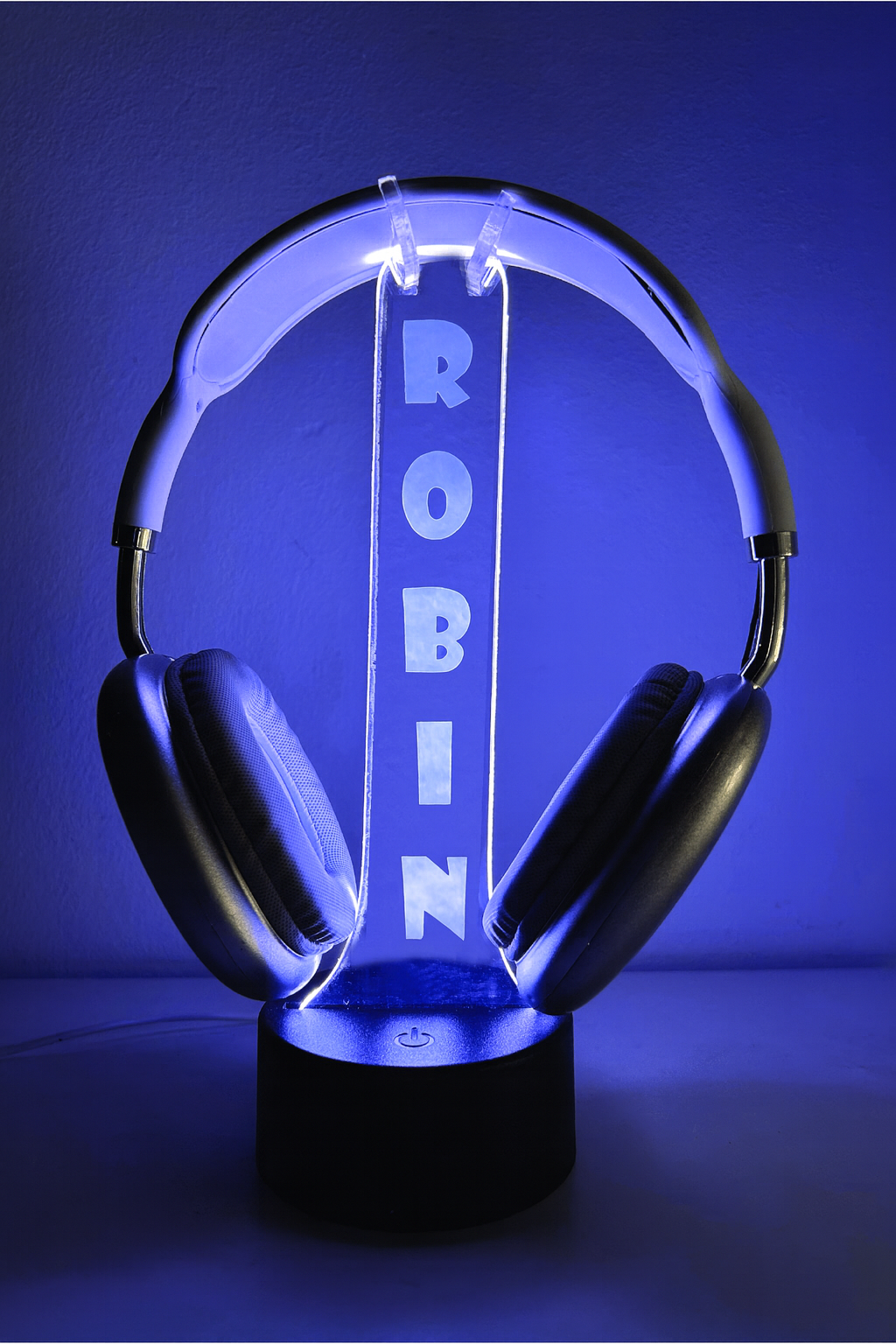 Custom LED Headphone Stand with Name – Personalized Gamer Desk Accessory