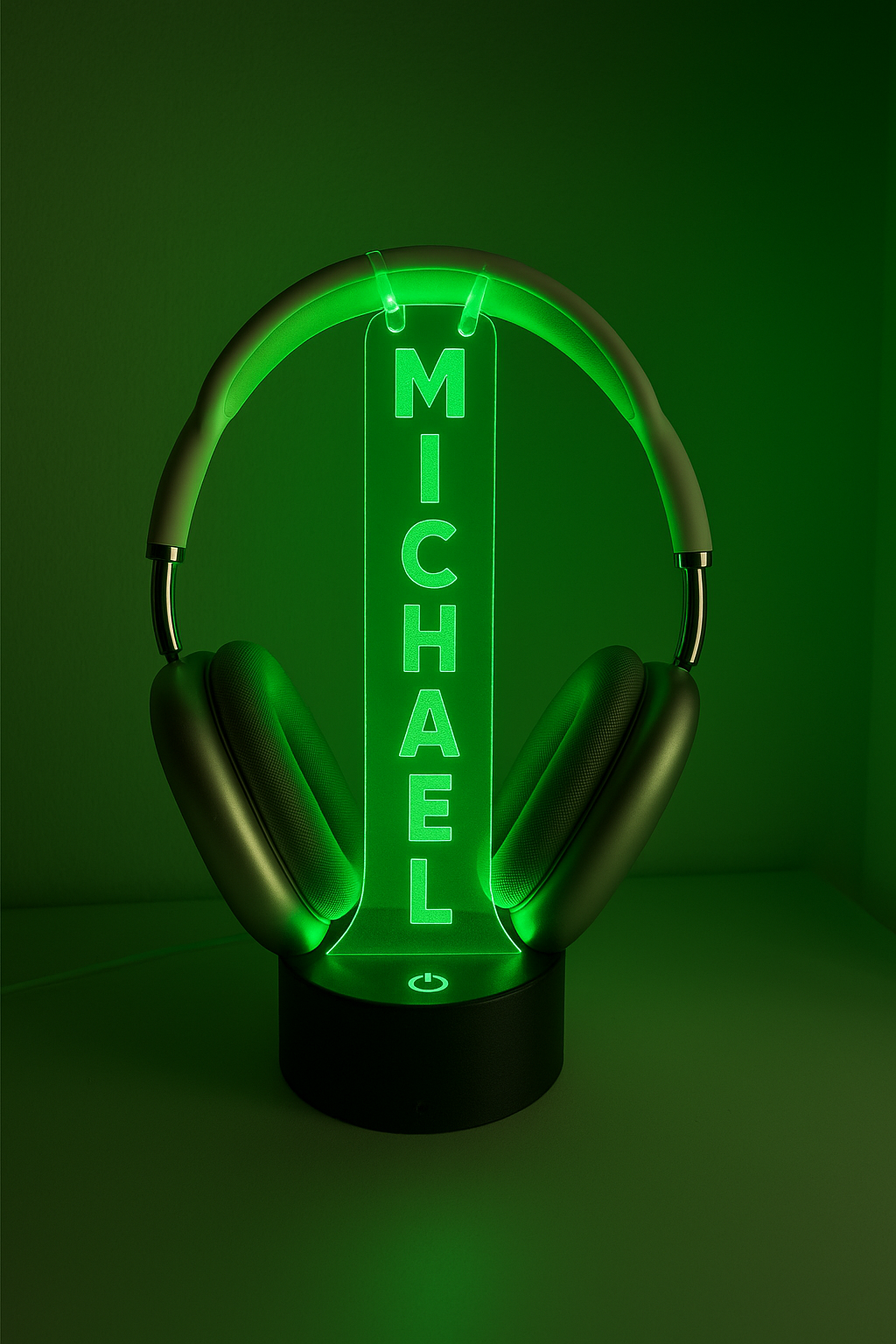 Custom LED Headphone Stand with Name – Personalized Gamer Desk Accessory